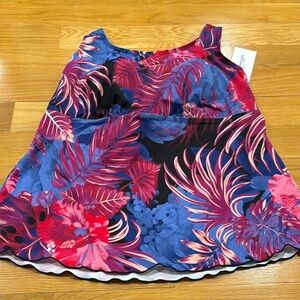 NWT swimsuits for all womens floral tankini top size 18 .